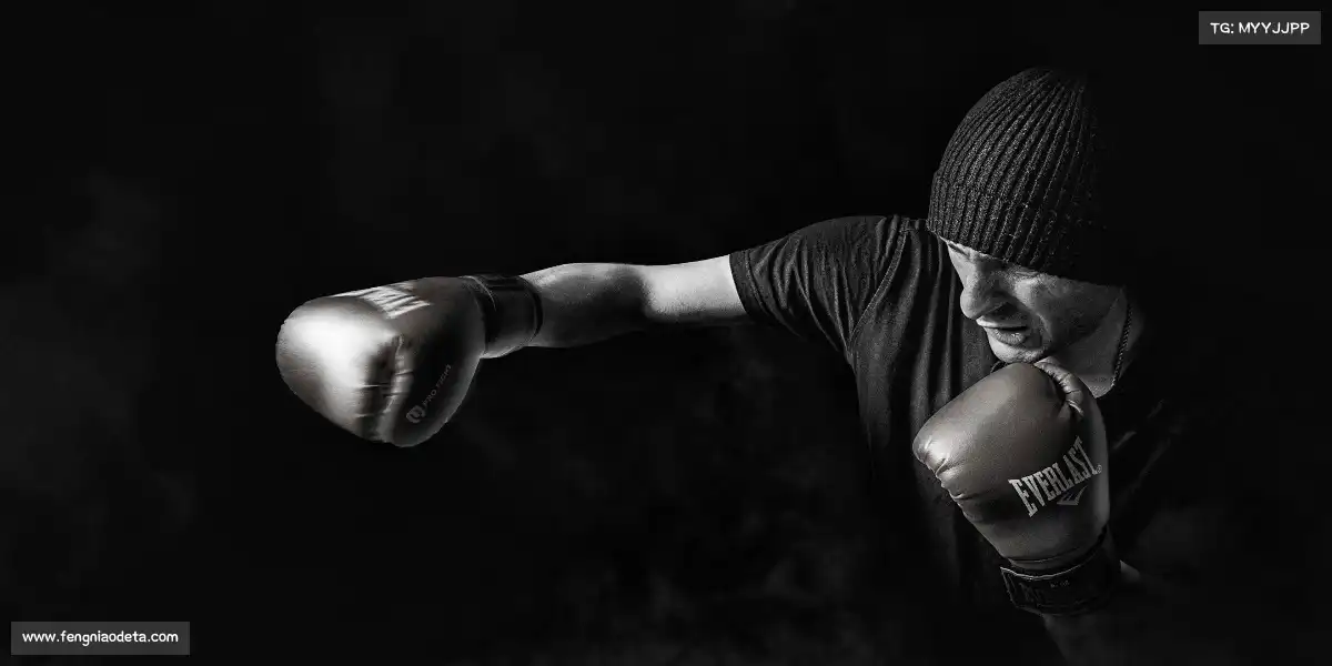 蜂鸟电竞官网——🏌️♀️⛳ 推杆入洞,翠草摘星!